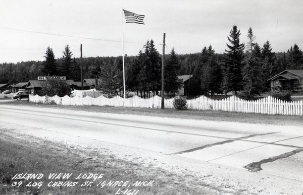 St Ignace Michigan Island View Lodge (newer photo)